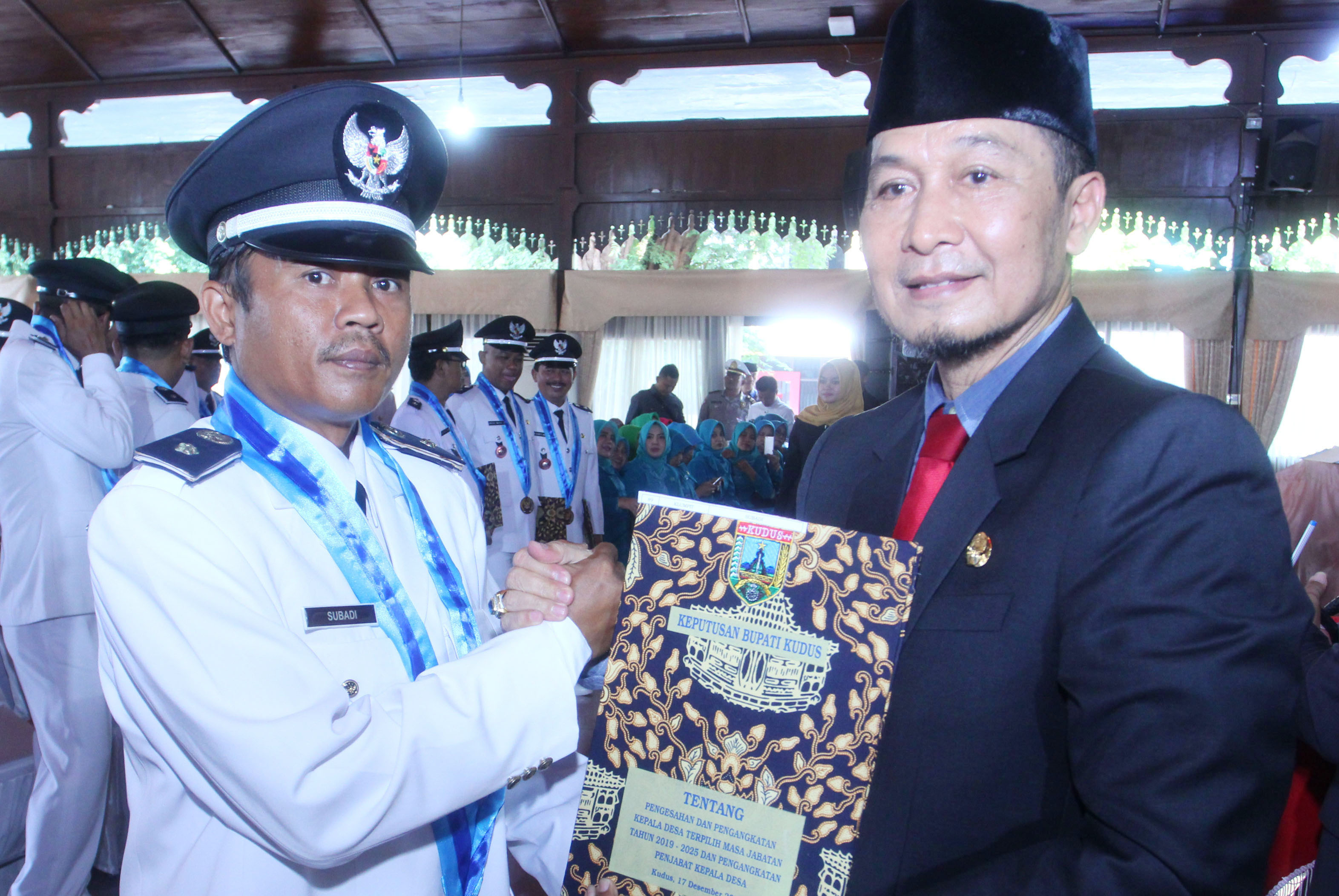 Kepala Desa Klumpit Resmi dilantik Bupati